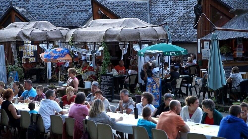 Camping Le Paisserou Najac Zewnętrze zdjęcie