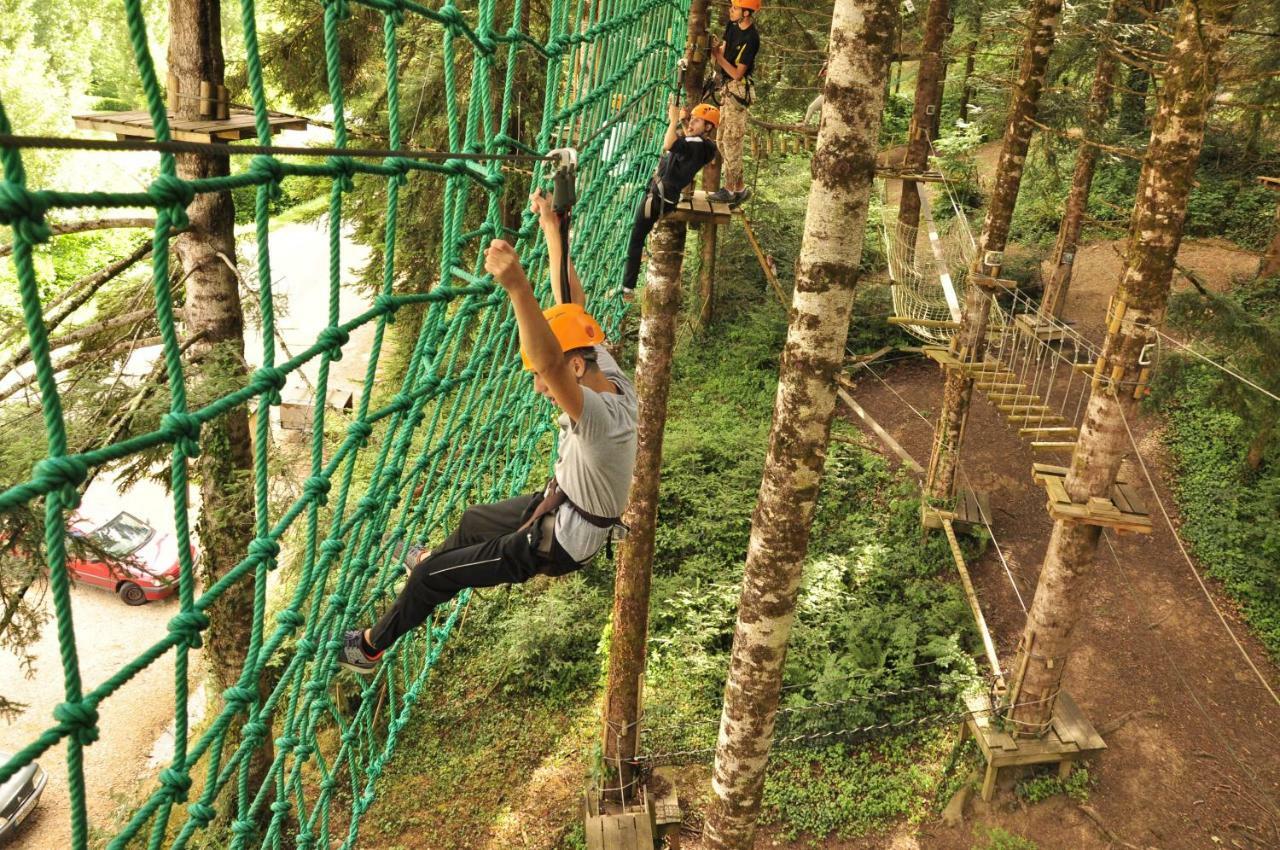 Camping Le Paisserou Najac Zewnętrze zdjęcie