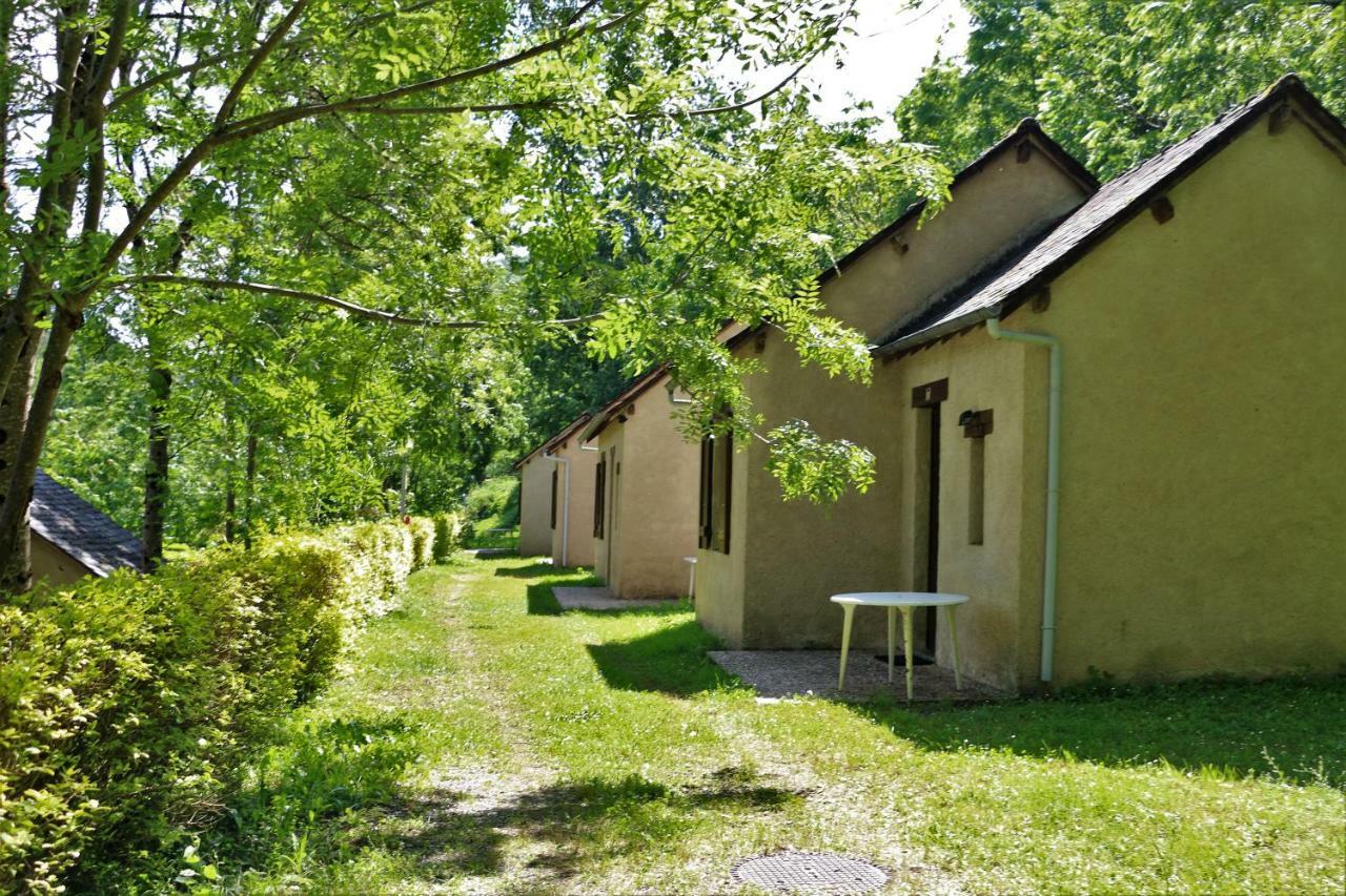 Camping Le Paisserou Najac Zewnętrze zdjęcie